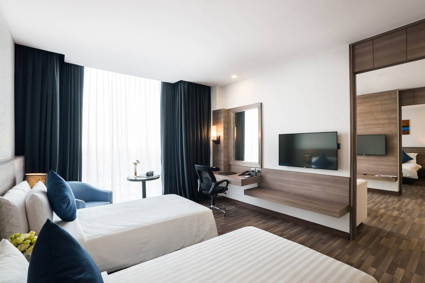 Best-Western-Plus-Wanda-Grand-Hotel-Room-8