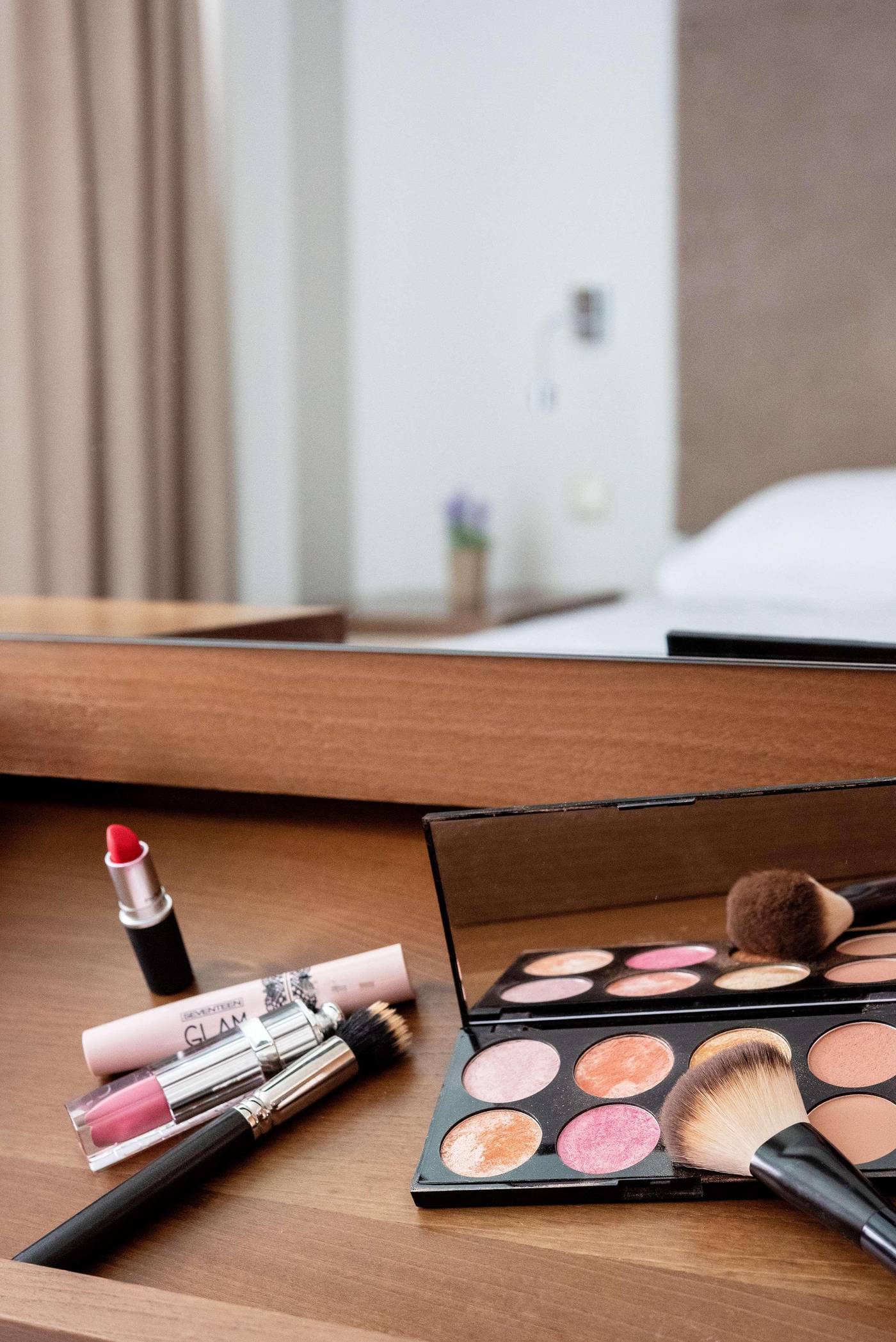 Oktober-Downtown-Boutique-Hotel-Sports-and-Entertainment-25