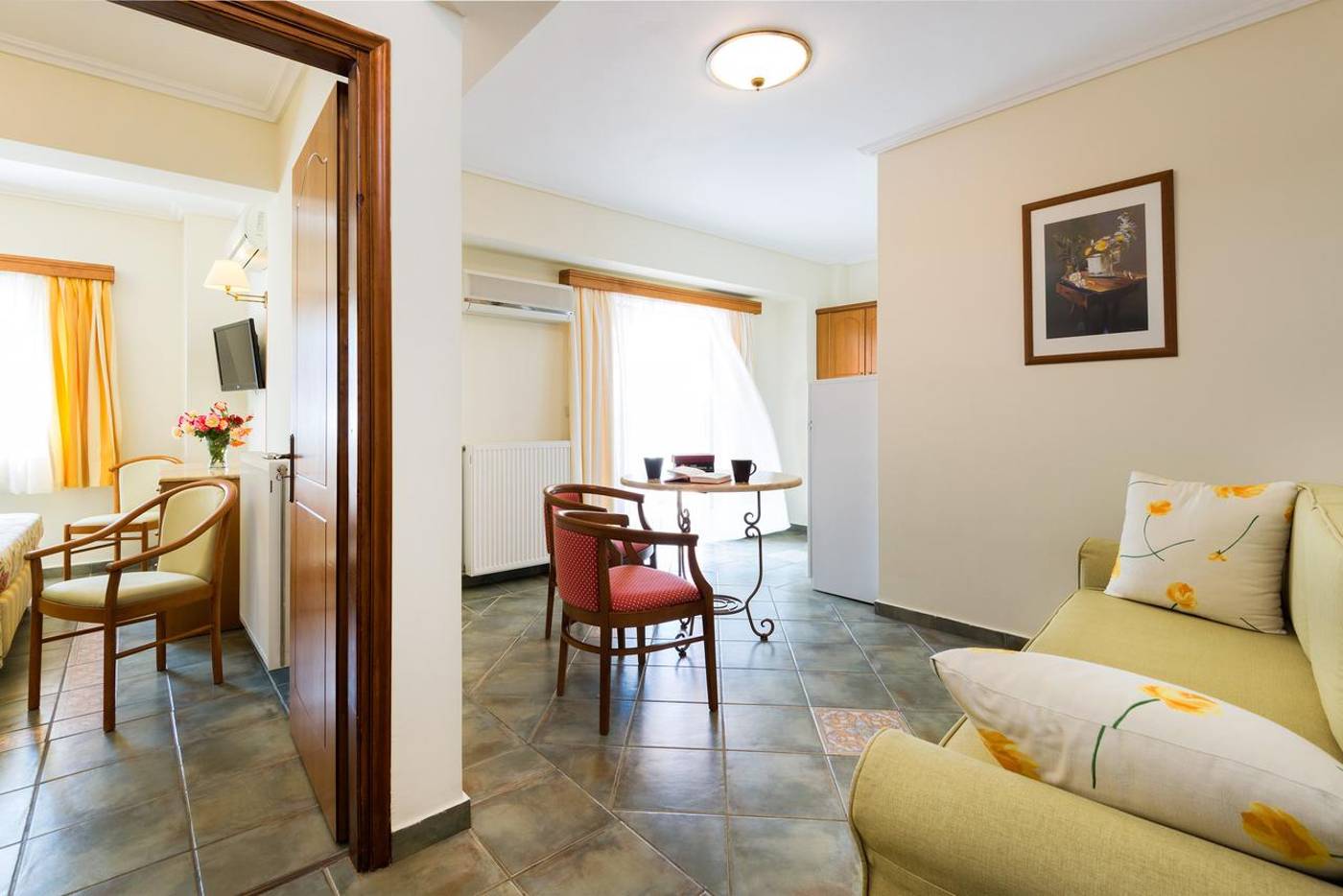 Andreolas-Luxury-Suites-Room-17