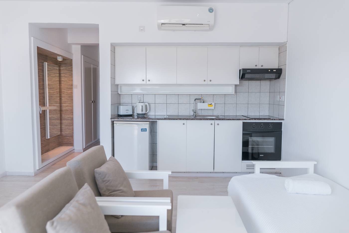 Liquid Hotel Apartments