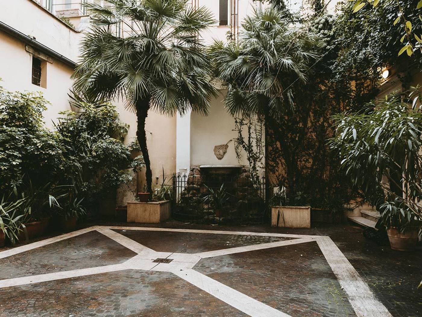 Il-Campo-Marzio-Lobby-4