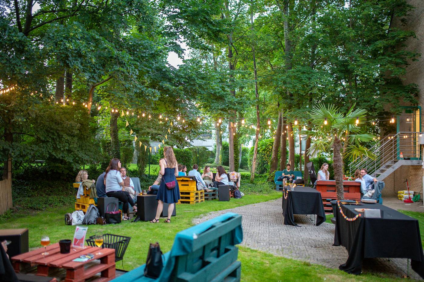 B-B-Hotel-Brussels-Centre-Louise-Terrace-39