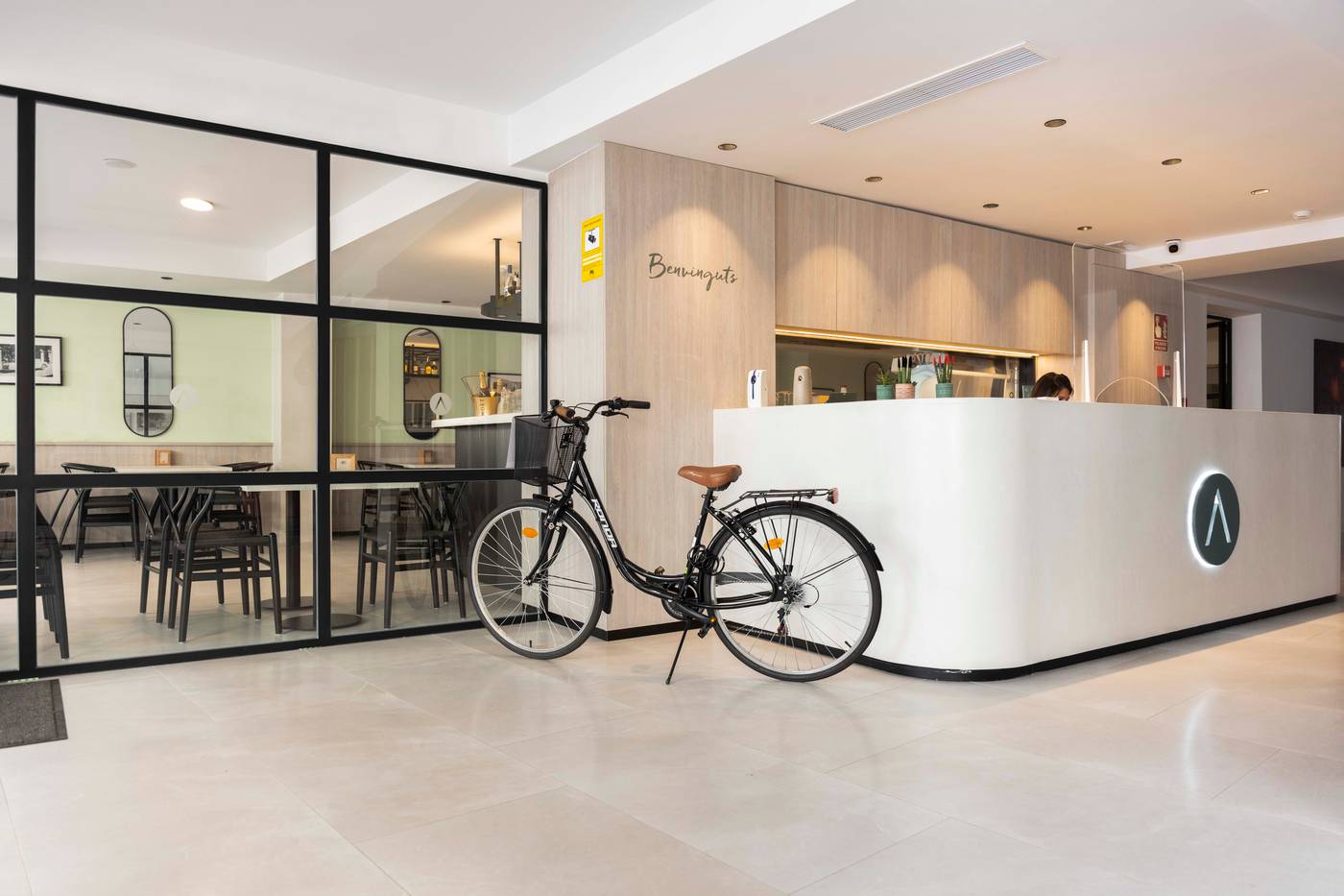 Alfonso-III-Lobby-41