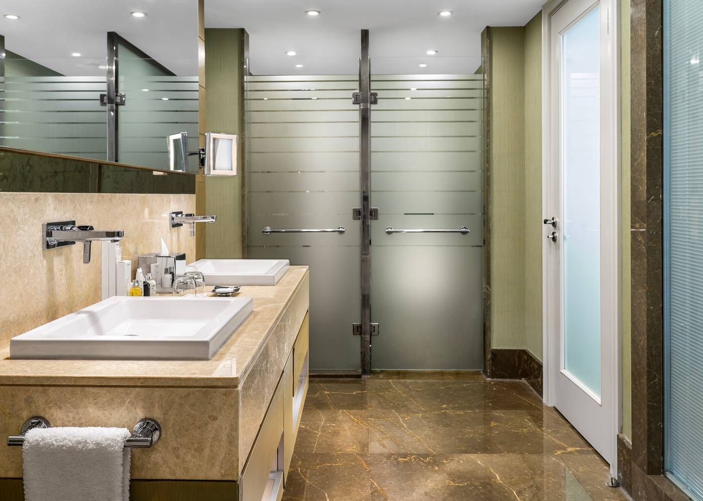 Radisson-Blu-Hotel-Istanbul-Sisli-Room-42