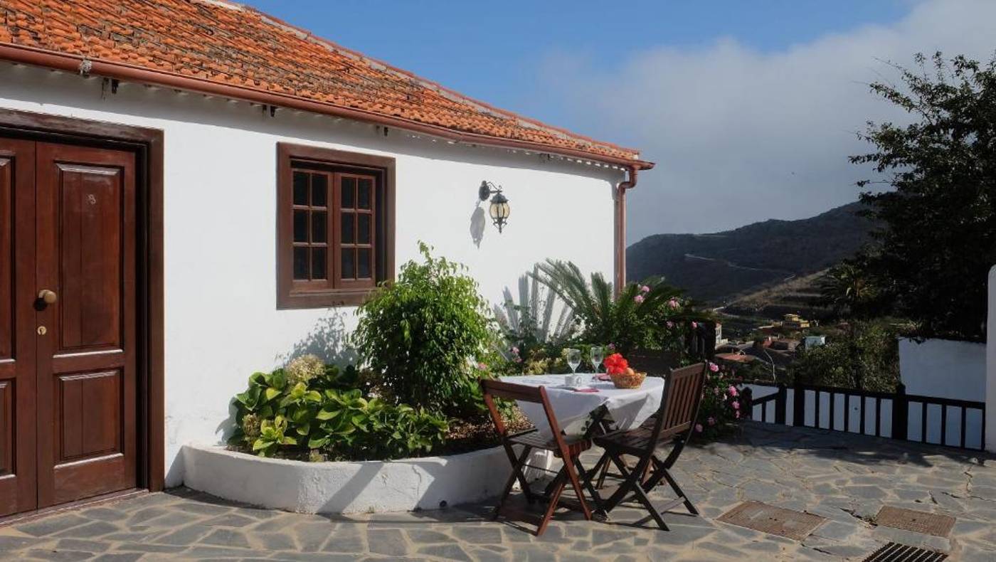 Finca-la-Hacienda-Rural-Hotel-Room-2