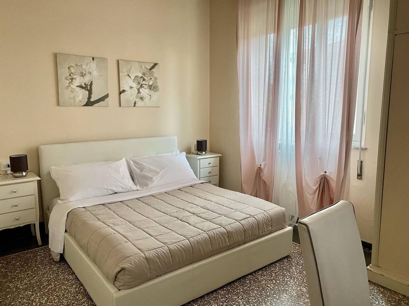 Villa-Catelli-Bed-And-Breakfast-Room-4