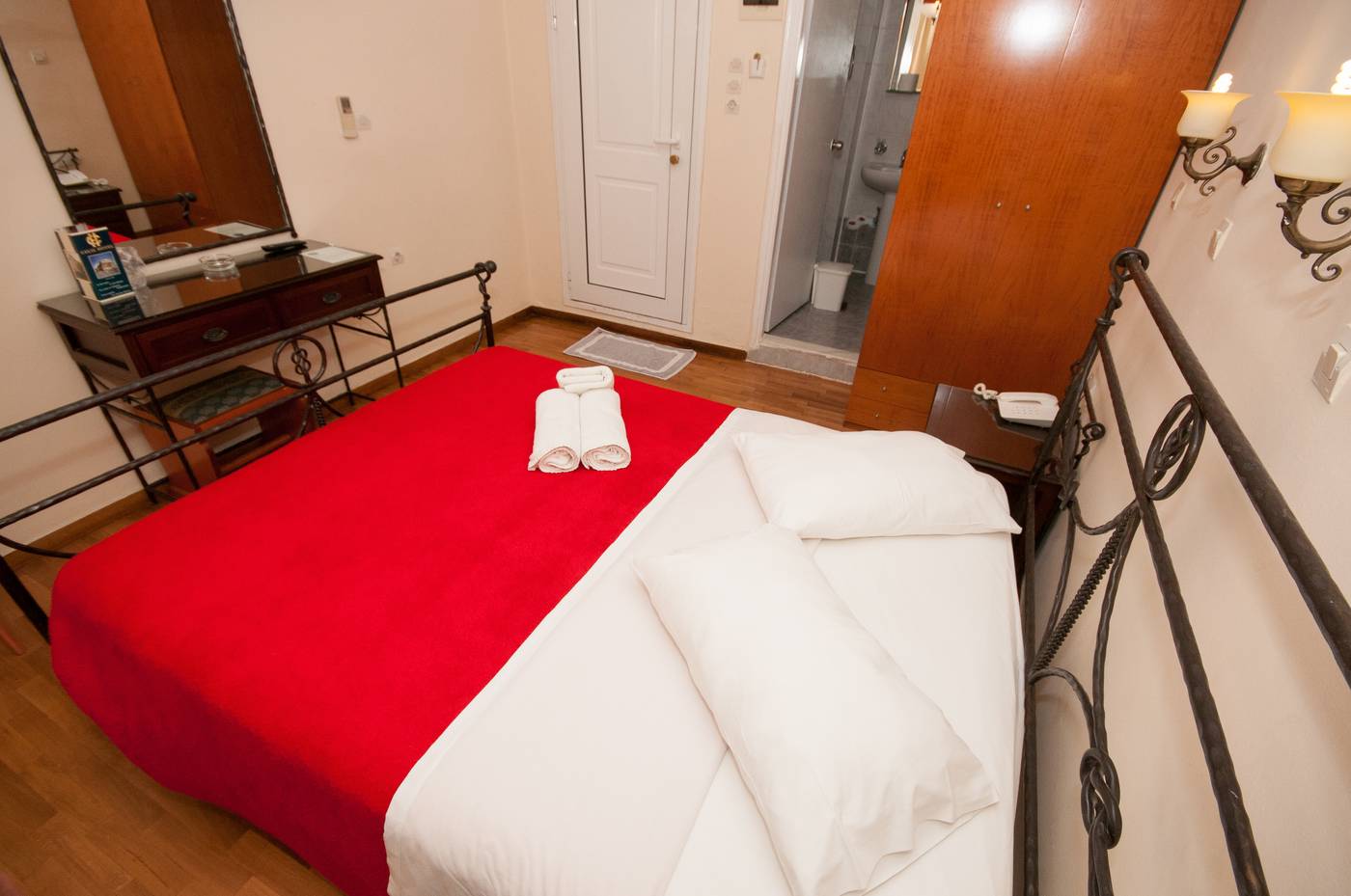 Cecil-Hotel-Athens-Terrace-32