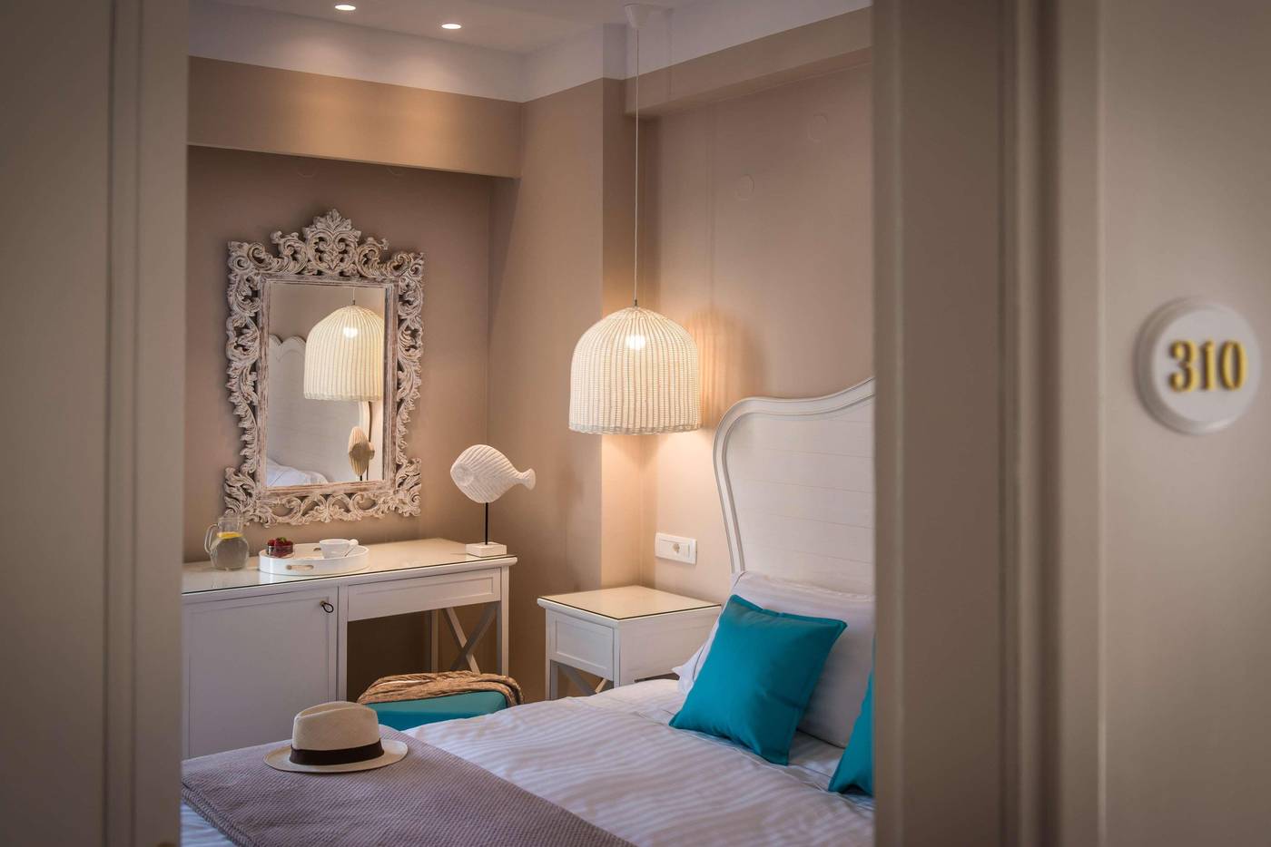 Mari-Kristin-Room-44