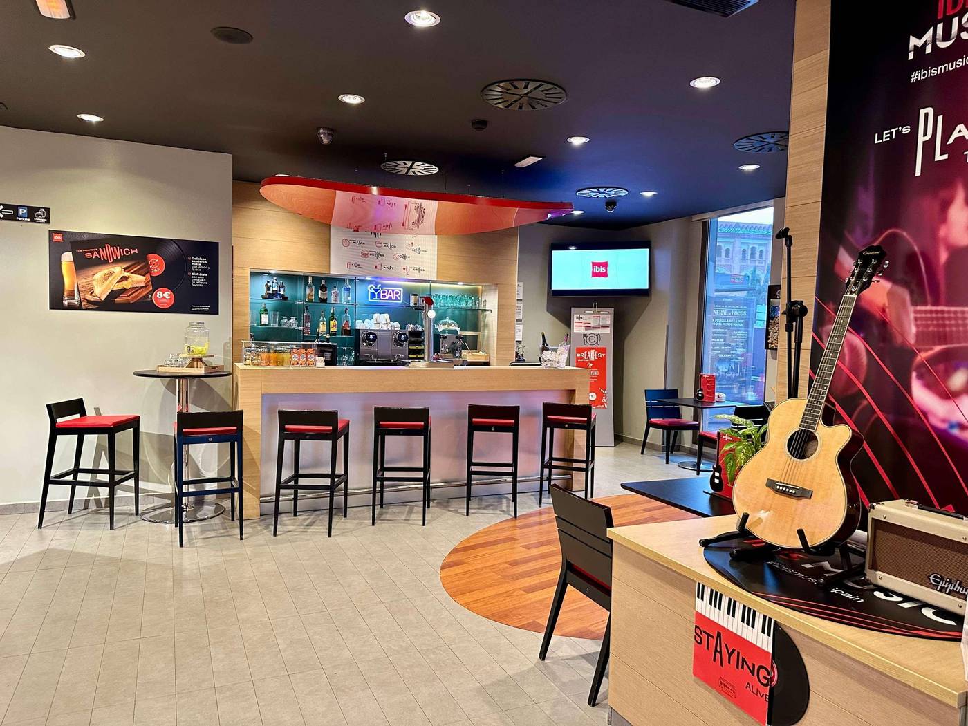 ibis-Madrid-Centro-las-Ventas-General-view-12