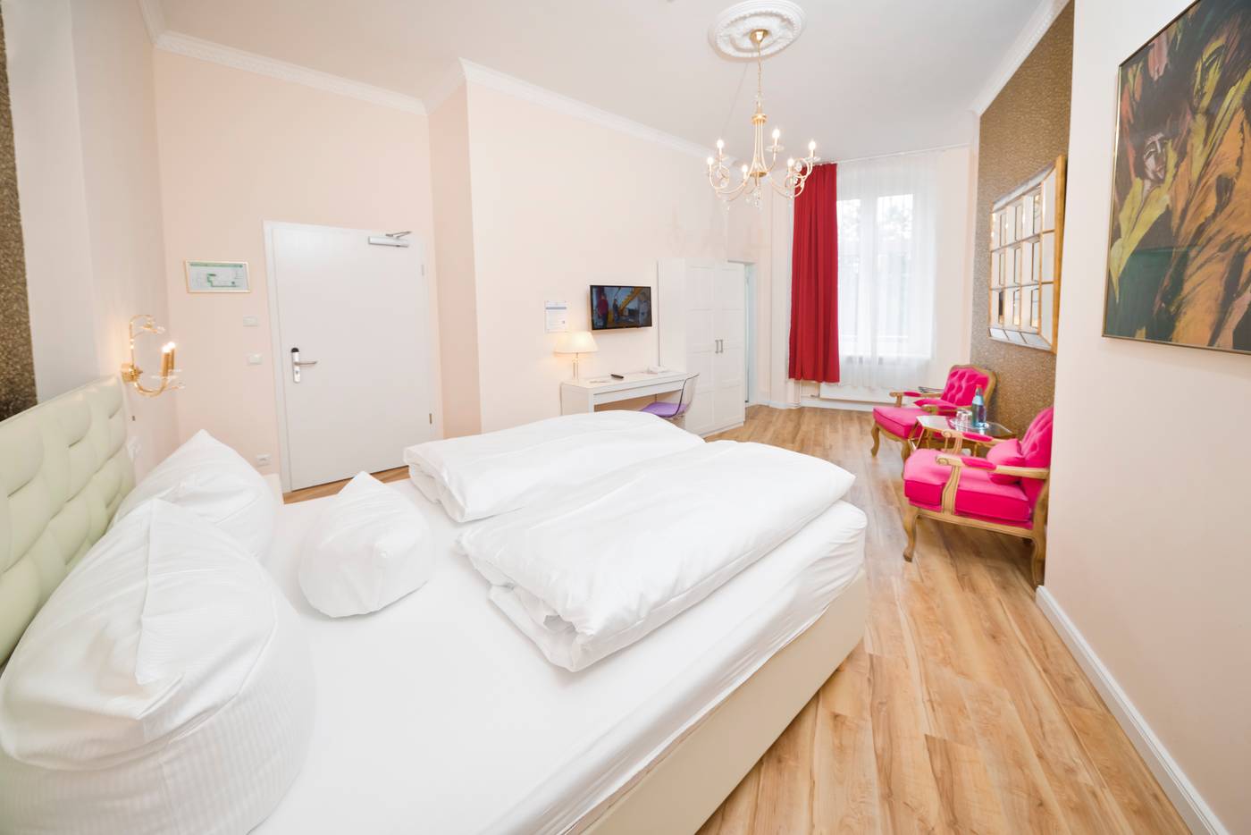 AMC-Hotel---Schoneberg-Room-7