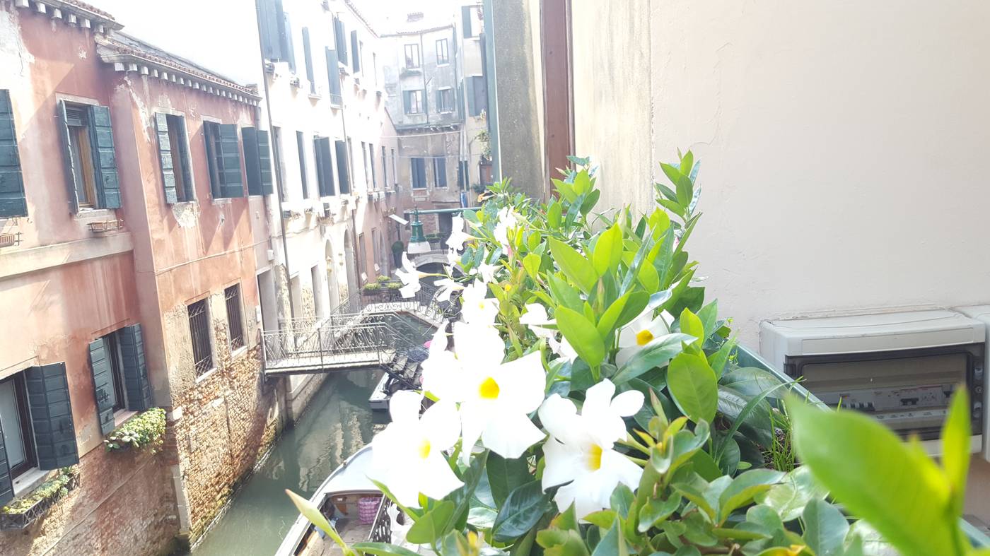 Hotel Locanda Canal-Italy-VENEZIA-Room-5