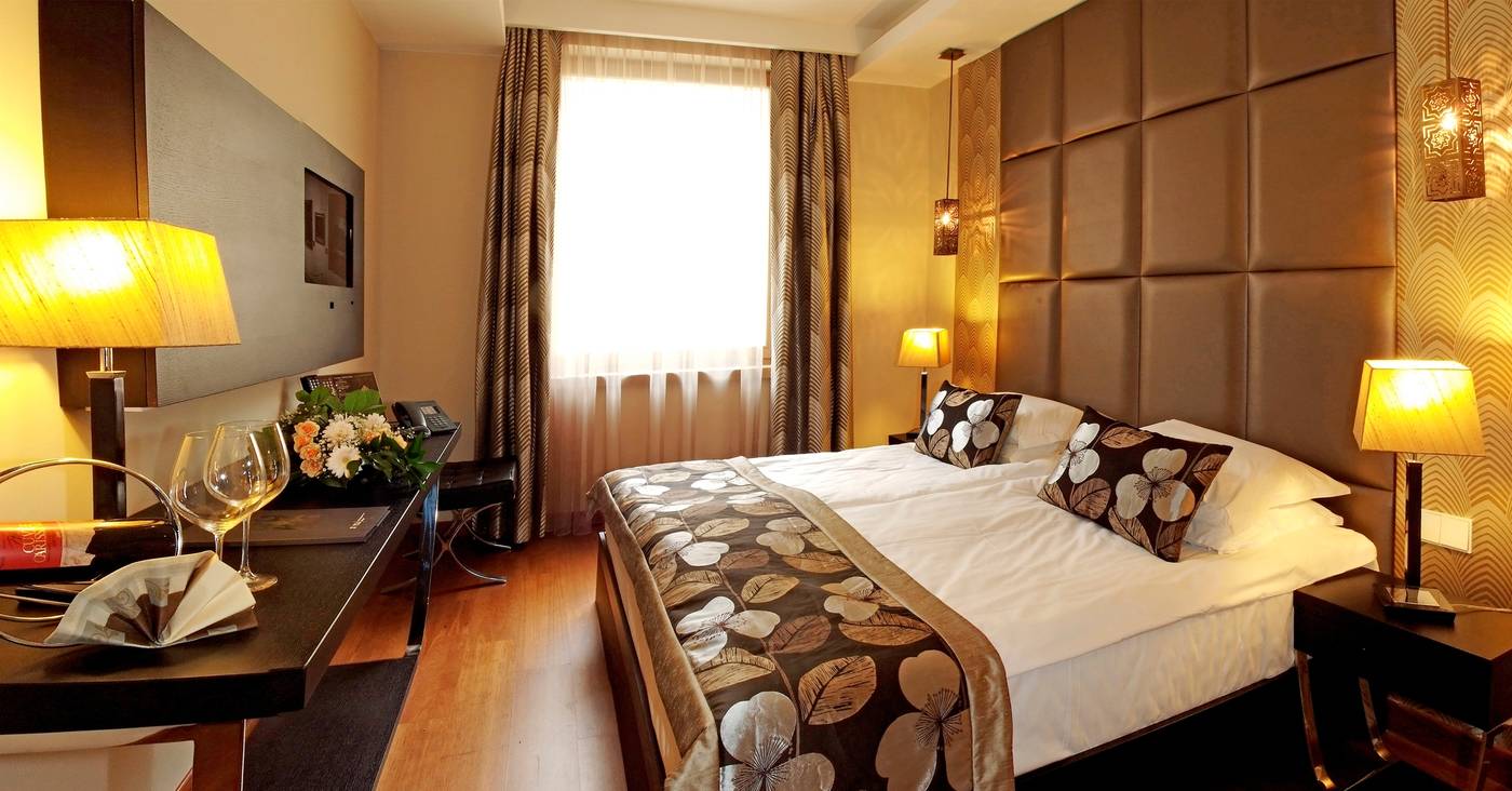 Continental-Hotel-Budapest-Room-9