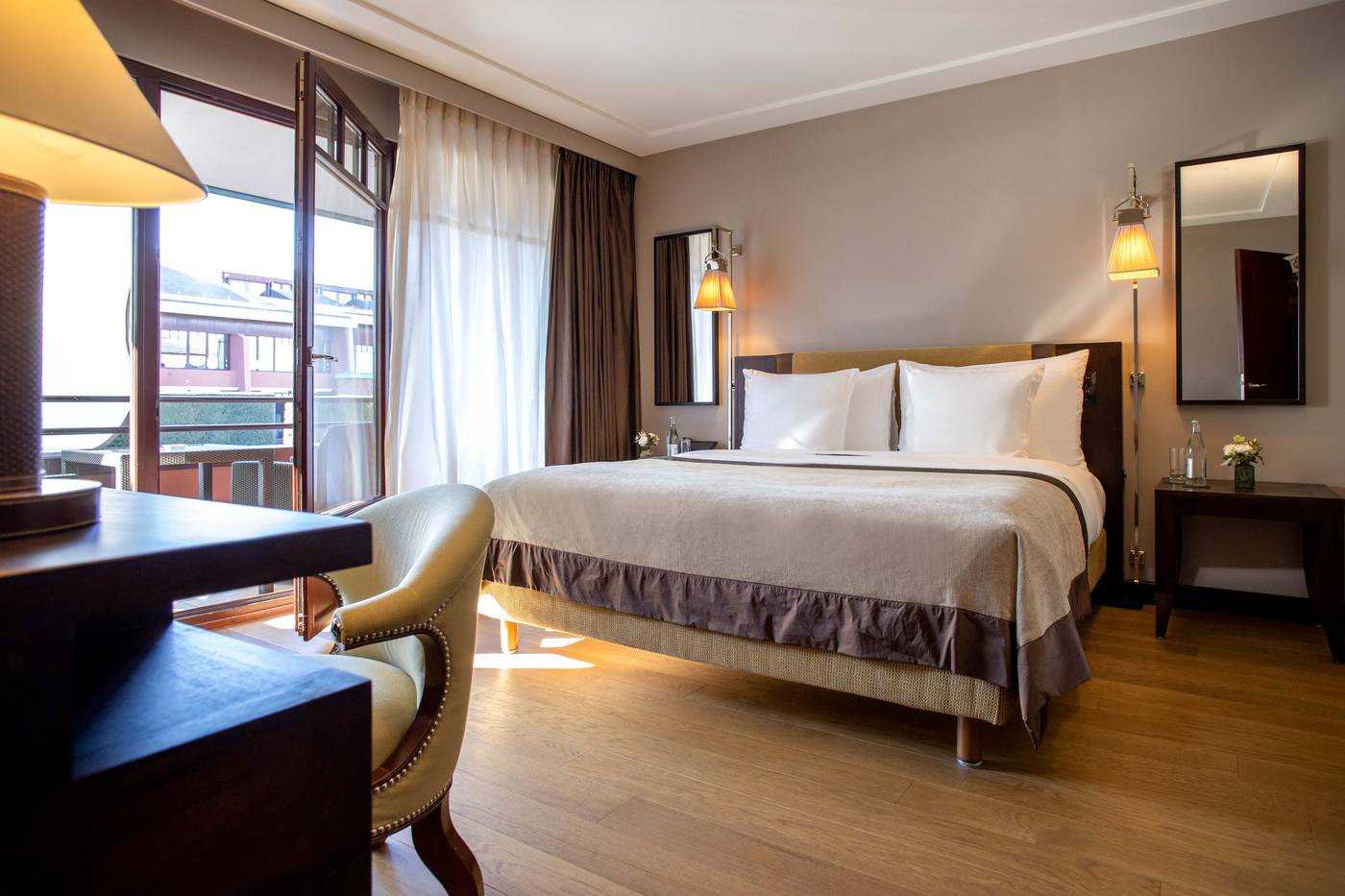 La-Reserve-Geneve---Hotel-Spa-and-Villa-Room-10