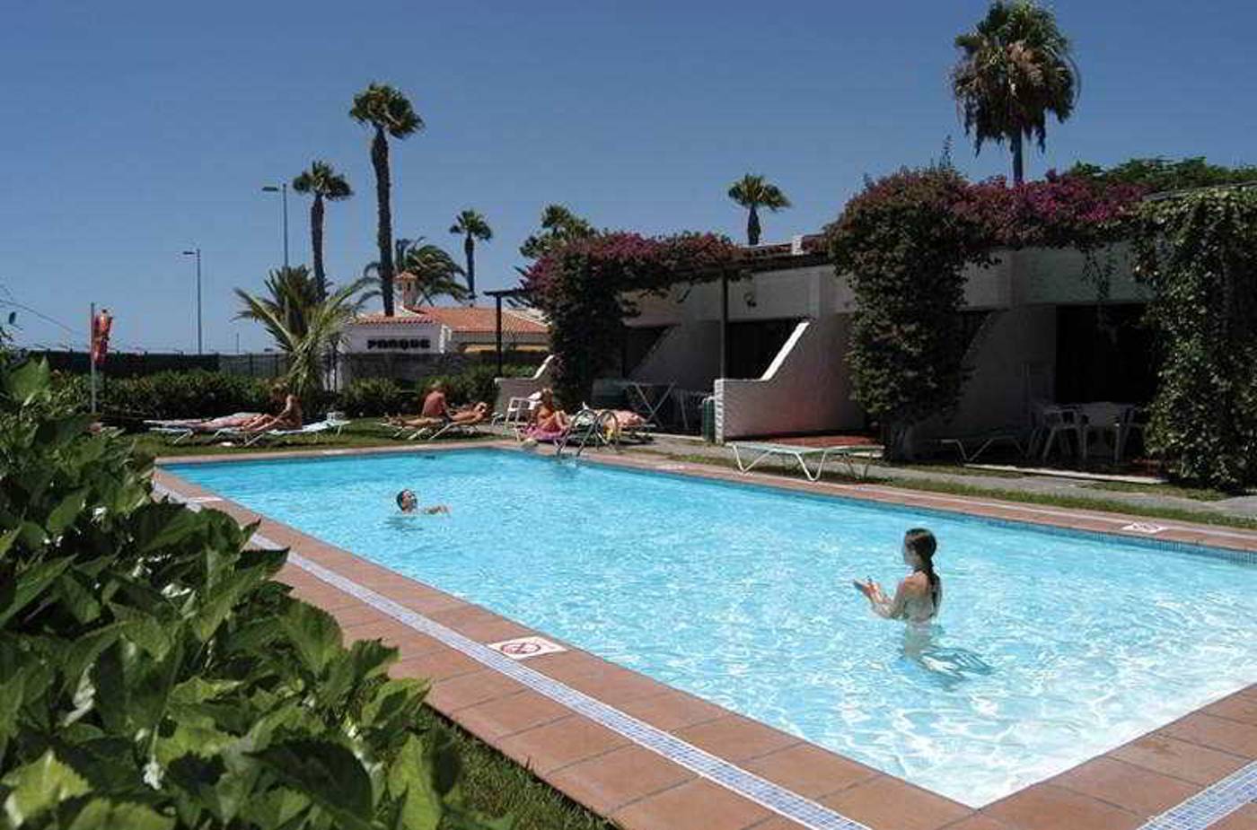 Augustino-Pool-7