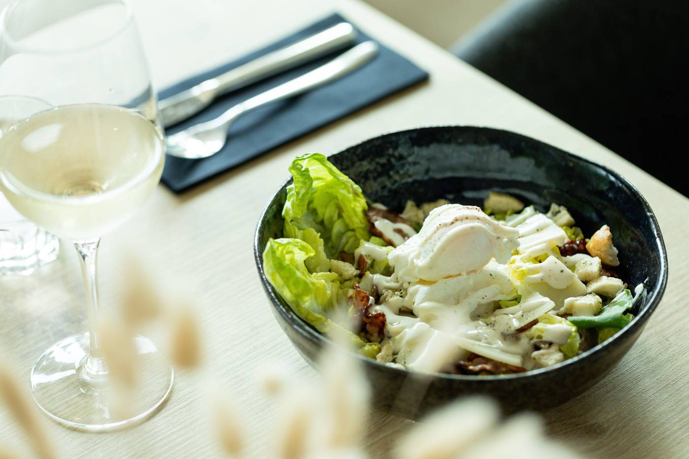 Holiday-Inn-Express-Amsterdam---North-Riverside-Restaurant-43