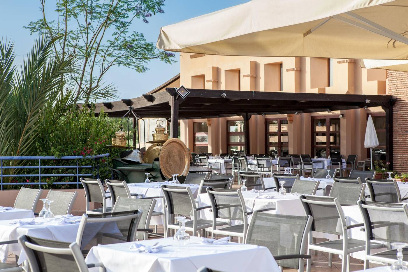 Valeria-Madina-Club-Restaurant-18