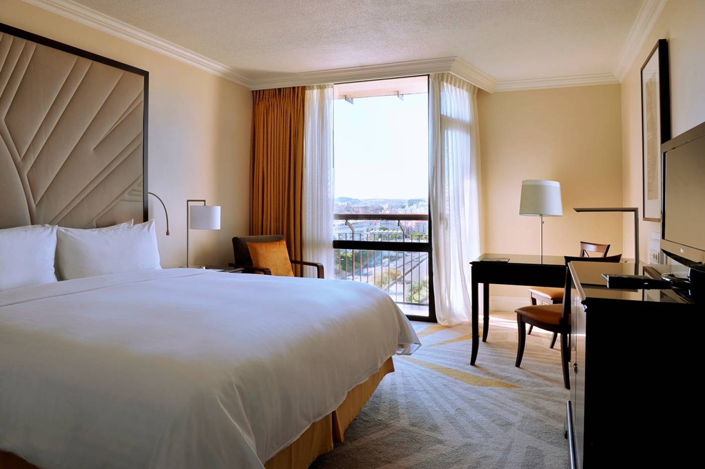 Marriott-Hotel-Lisbon-Room-28
