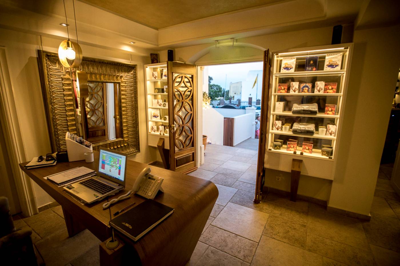 La-Maltese-Caldera-Concept-Lobby-10