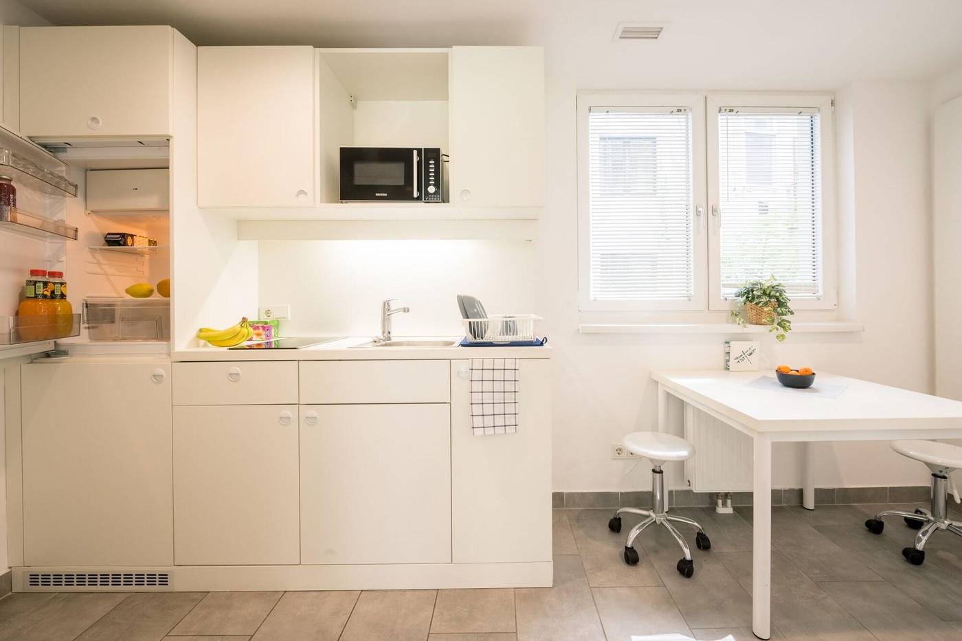 Dean-s-Home-Budapest-Room-6