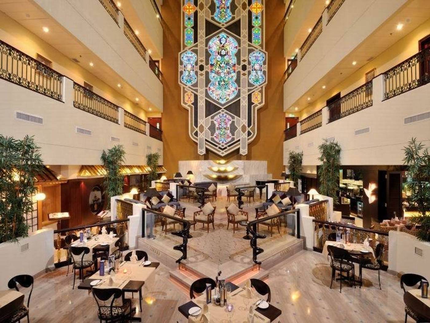 Ramada-Dubai-Restaurant-14