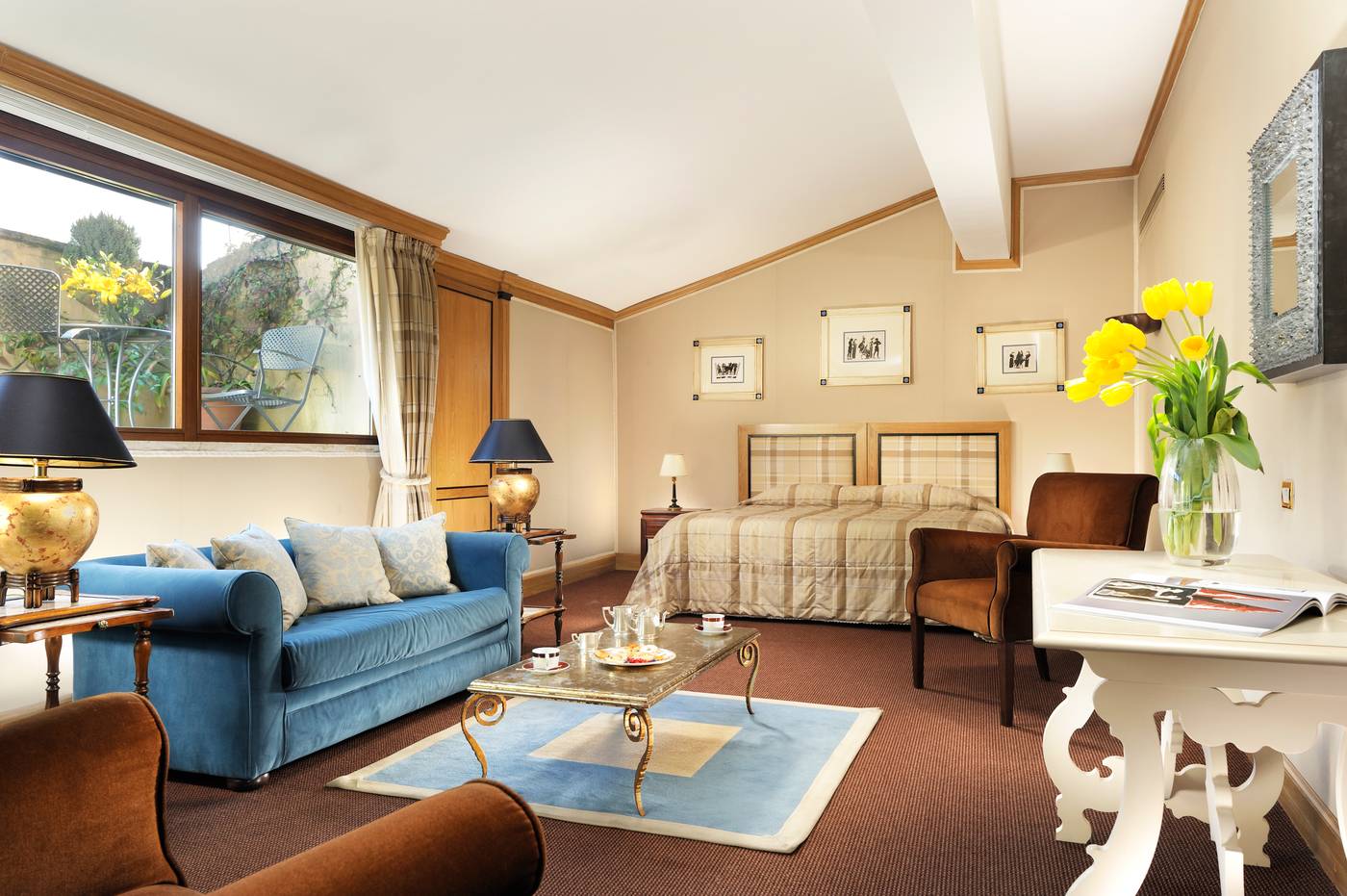 Grand-Hotel-Continental---Starhotels-Collezione-Room-1