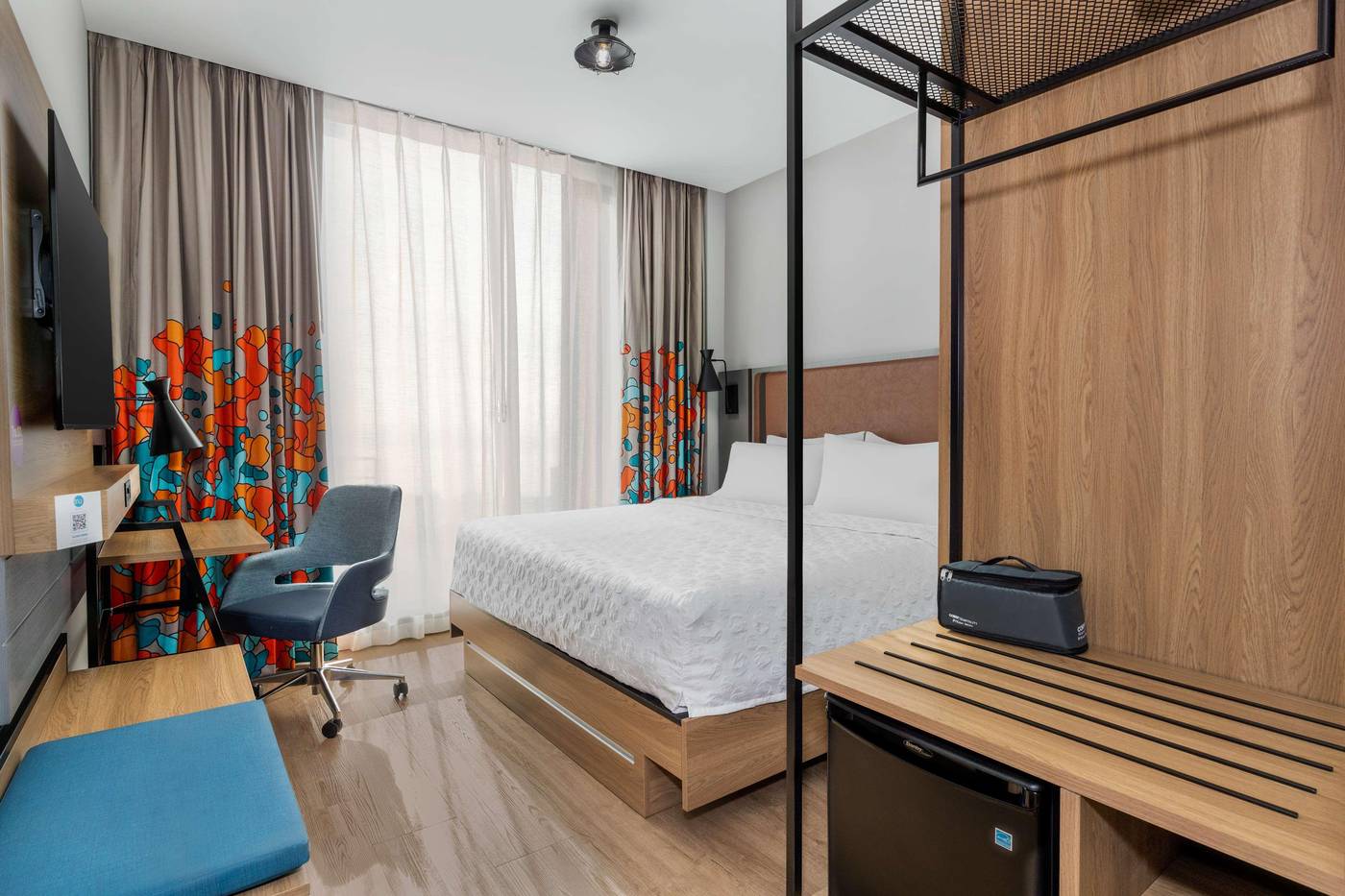 Tru-By-Hilton-Brooklyn-Room-9