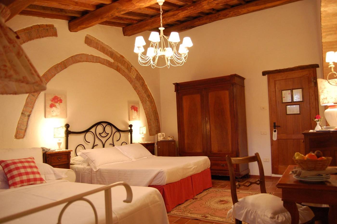 Belvedere-Di-San-Leonino-Room-26