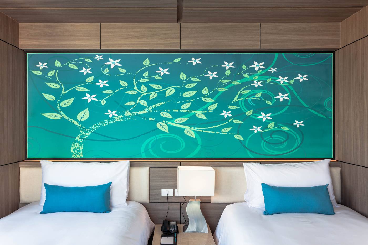 The-Marina-Phuket-Hotel-Room-40