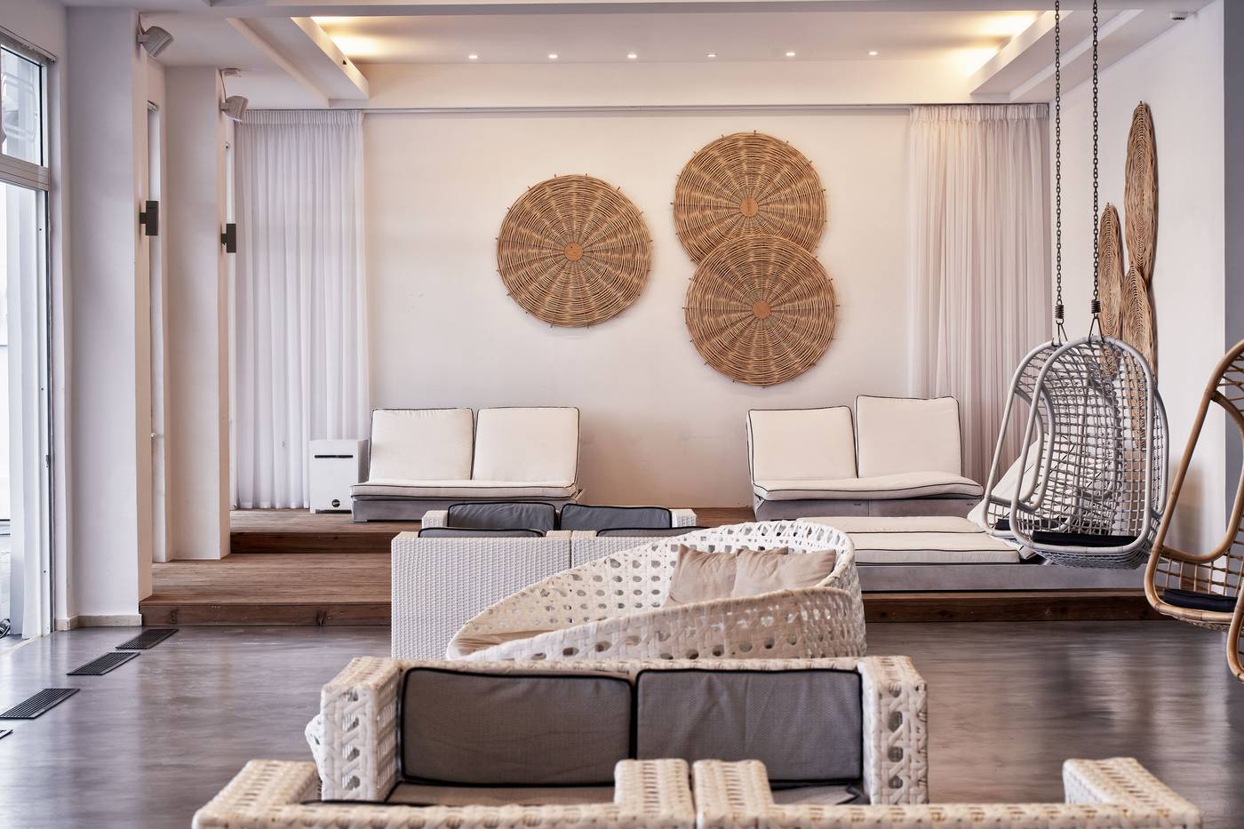 Isla-Brown-Chania--Curio-Collection-by-Hilton-Pool-65