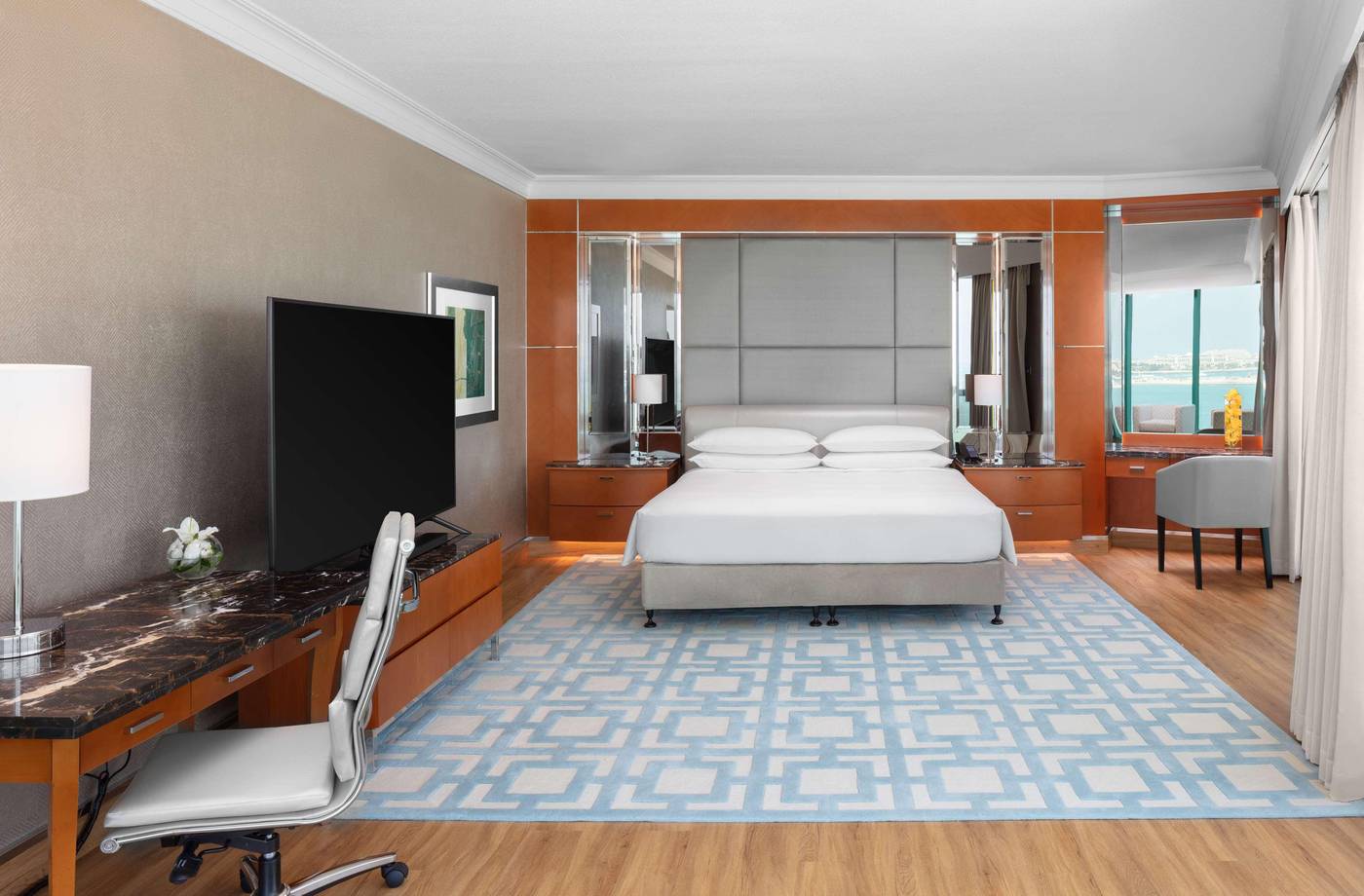 Hilton-Dubai-Jumeirah-Room-38