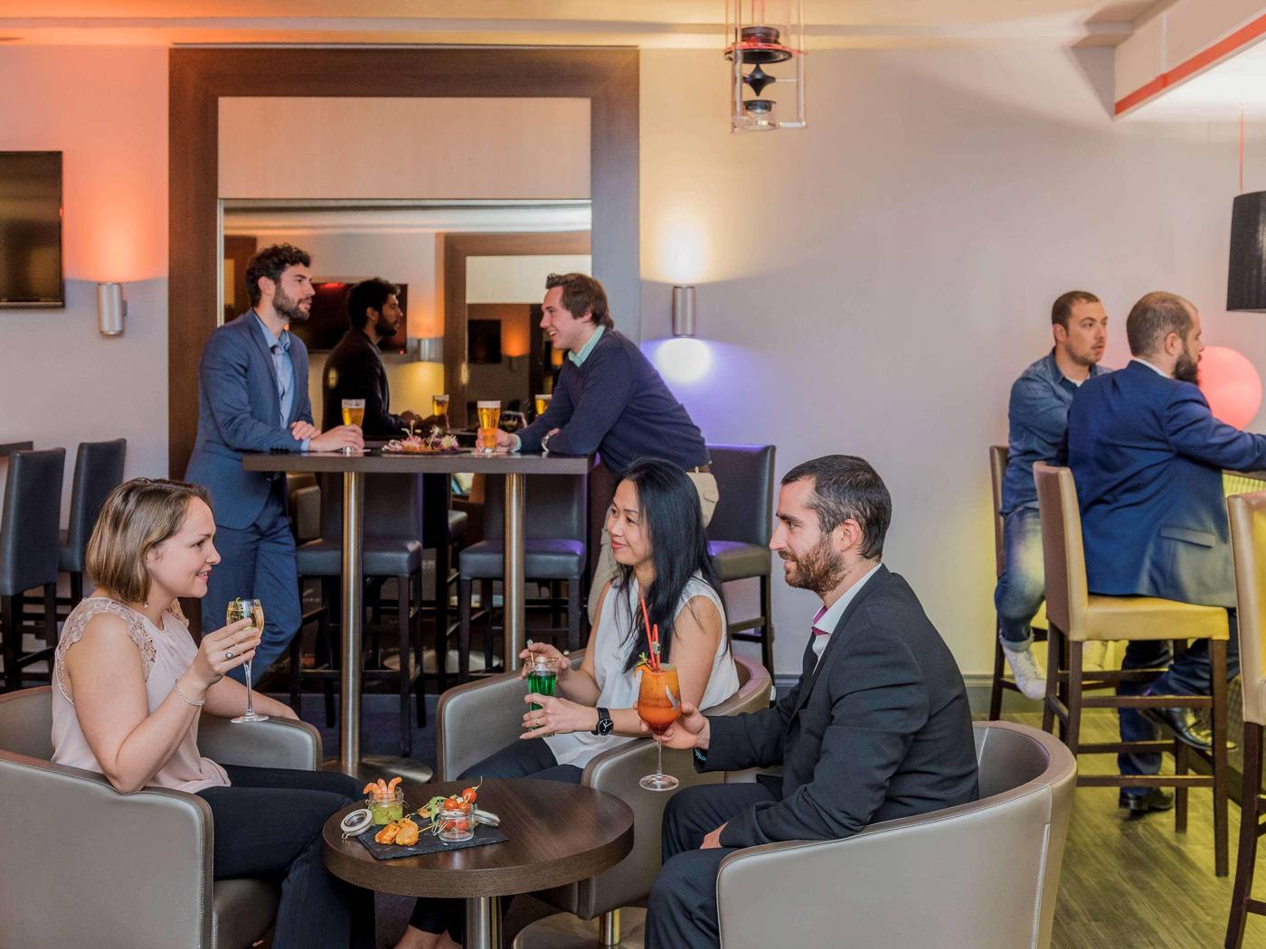 Mercure-Paris-Velizy-Bar-18