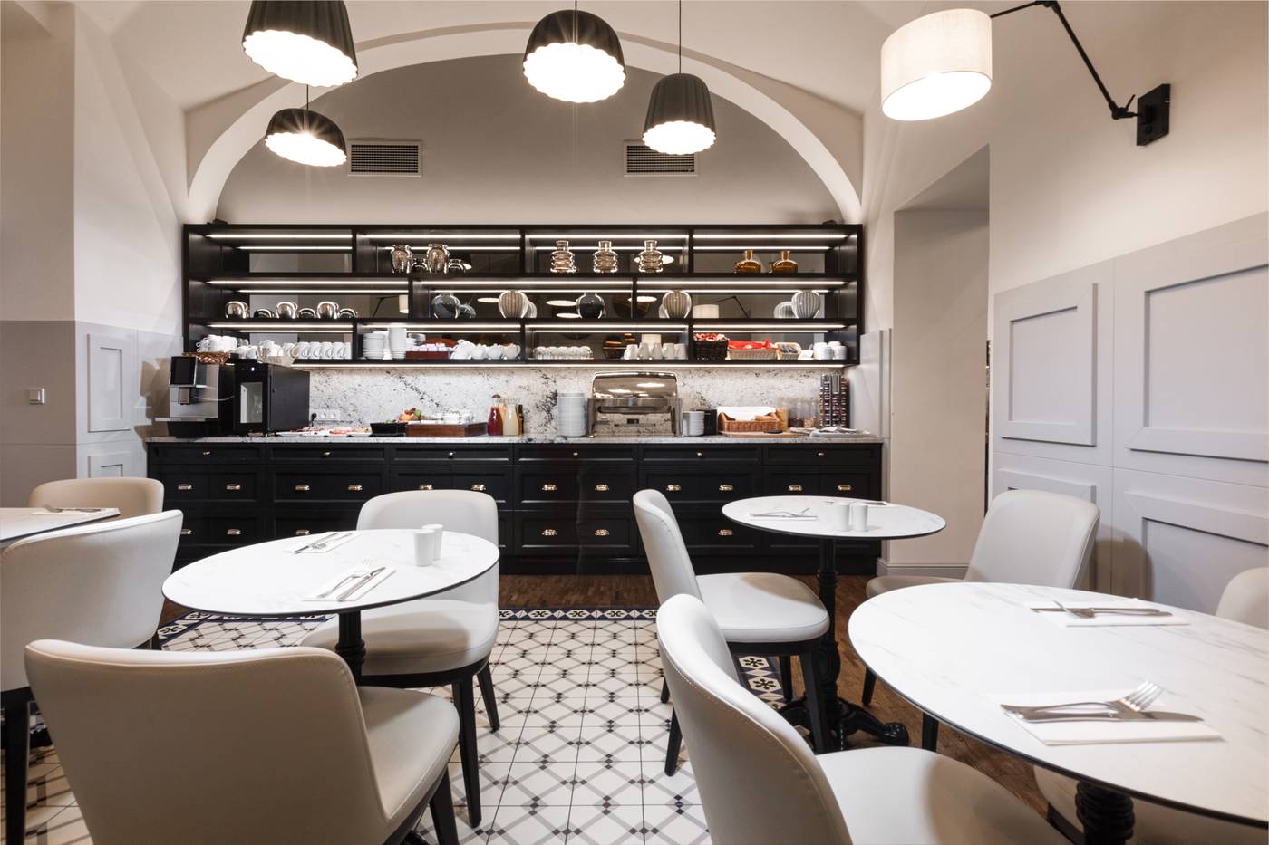 The-Hotel-Fitzgerald-Restaurant-25