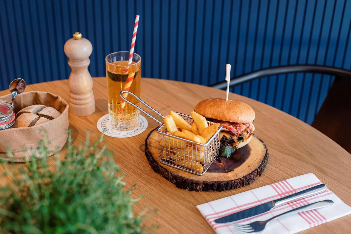 INNSiDE-by-Melia-Berlin-Mitte-Restaurant-57