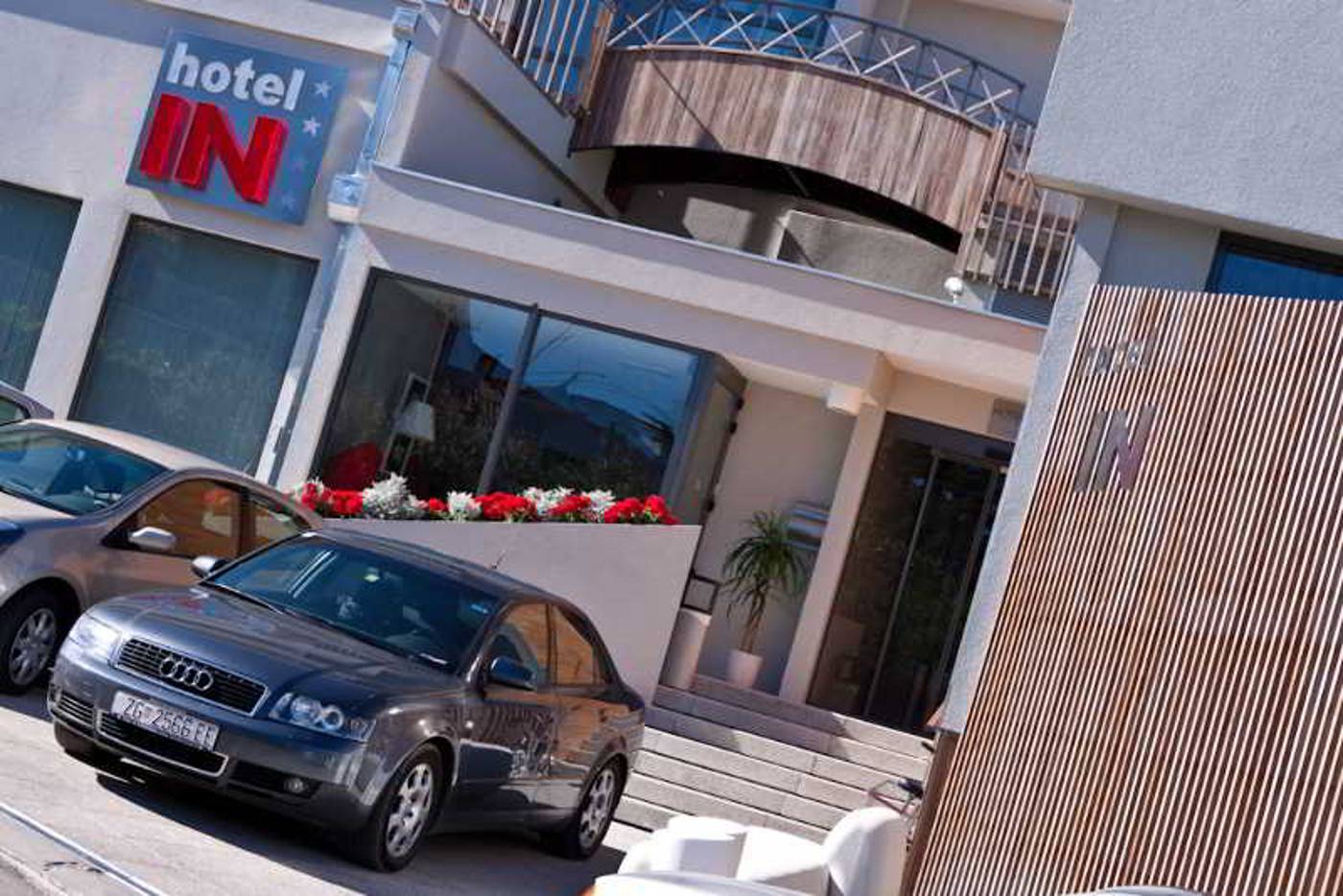 Hotel-IN-General-view-7