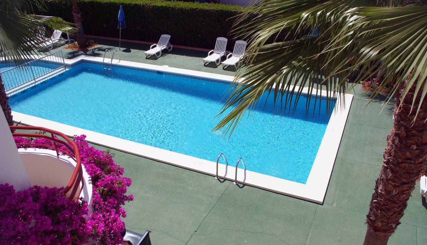 Apartments-Vista-Playa-1-Pool-2