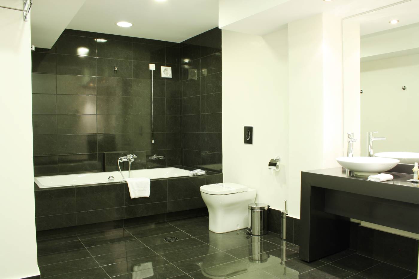 Theoxenia-House-Room-23