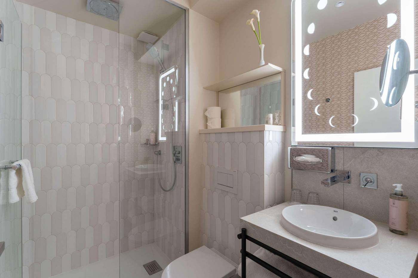 Astra-Opera-Astotel-Room-47