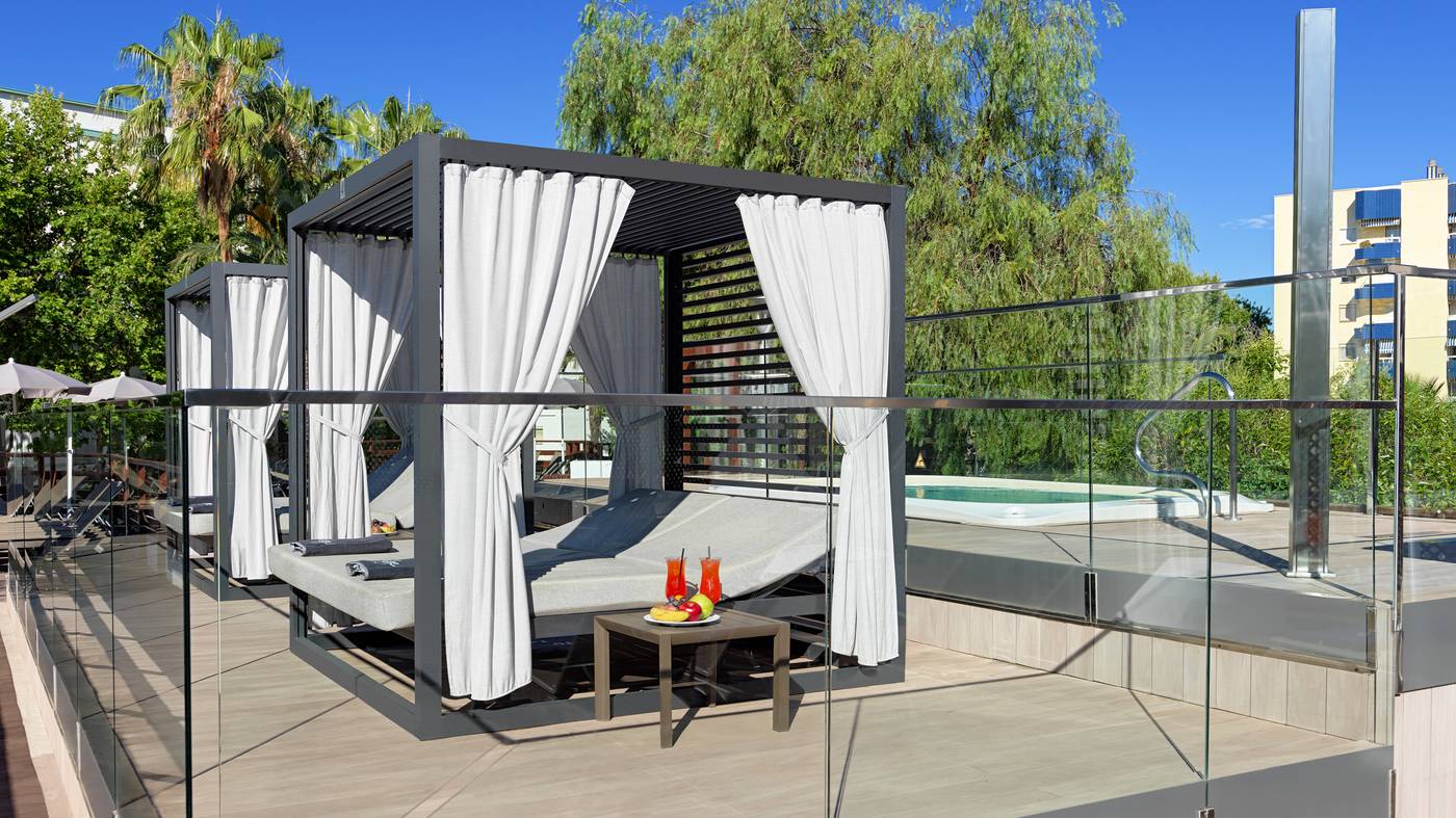 H10-Salou-Princess-Pool-47