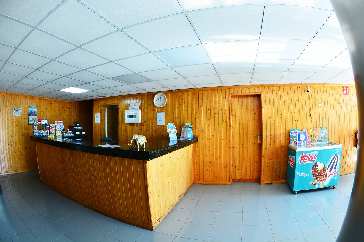 Puerto-Bello-Apartamentos-Lobby-39