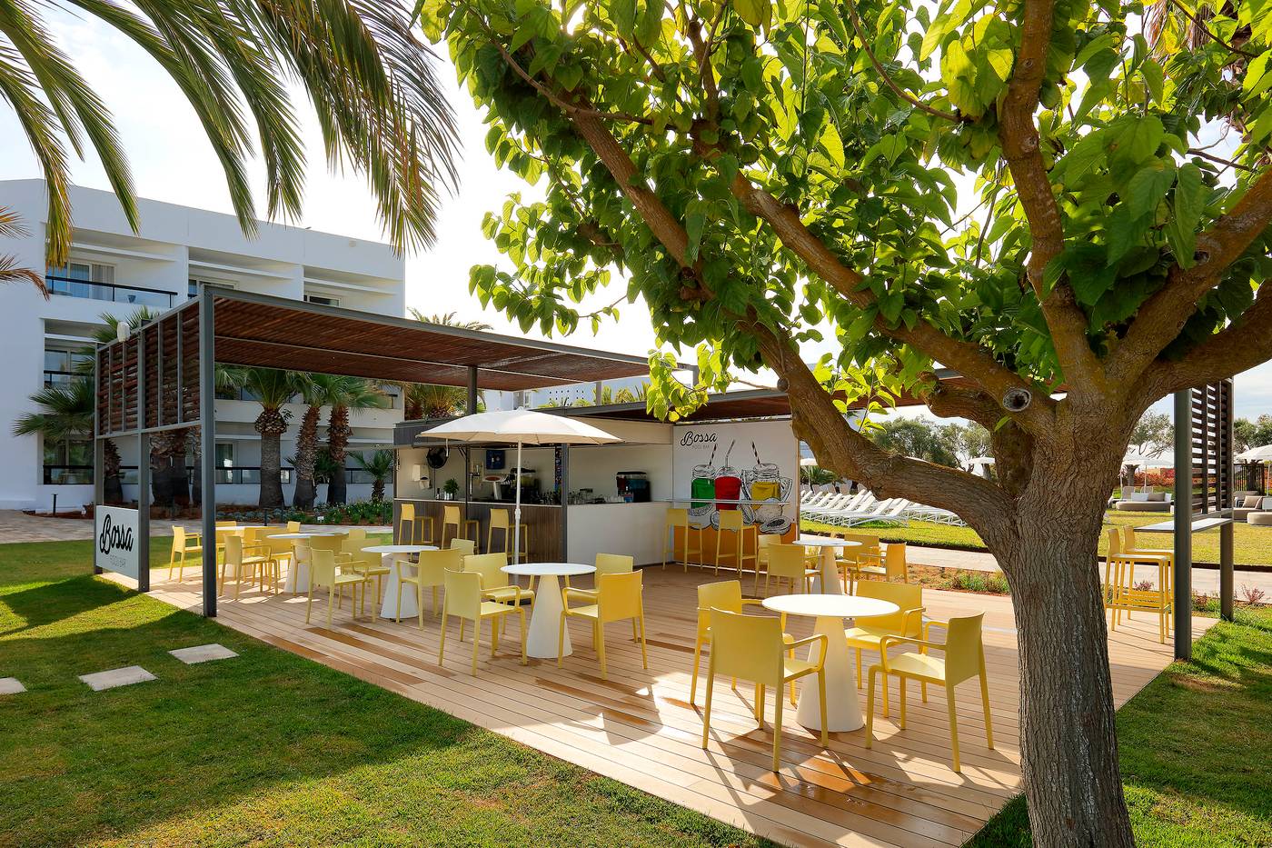 Grand-Palladium-Palace-Ibiza-Resort---Spa-Bar-16