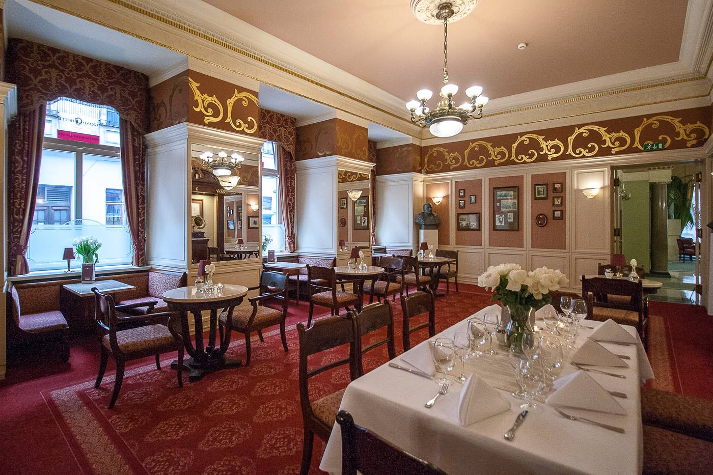 Grand-Krakow-Restaurant-14