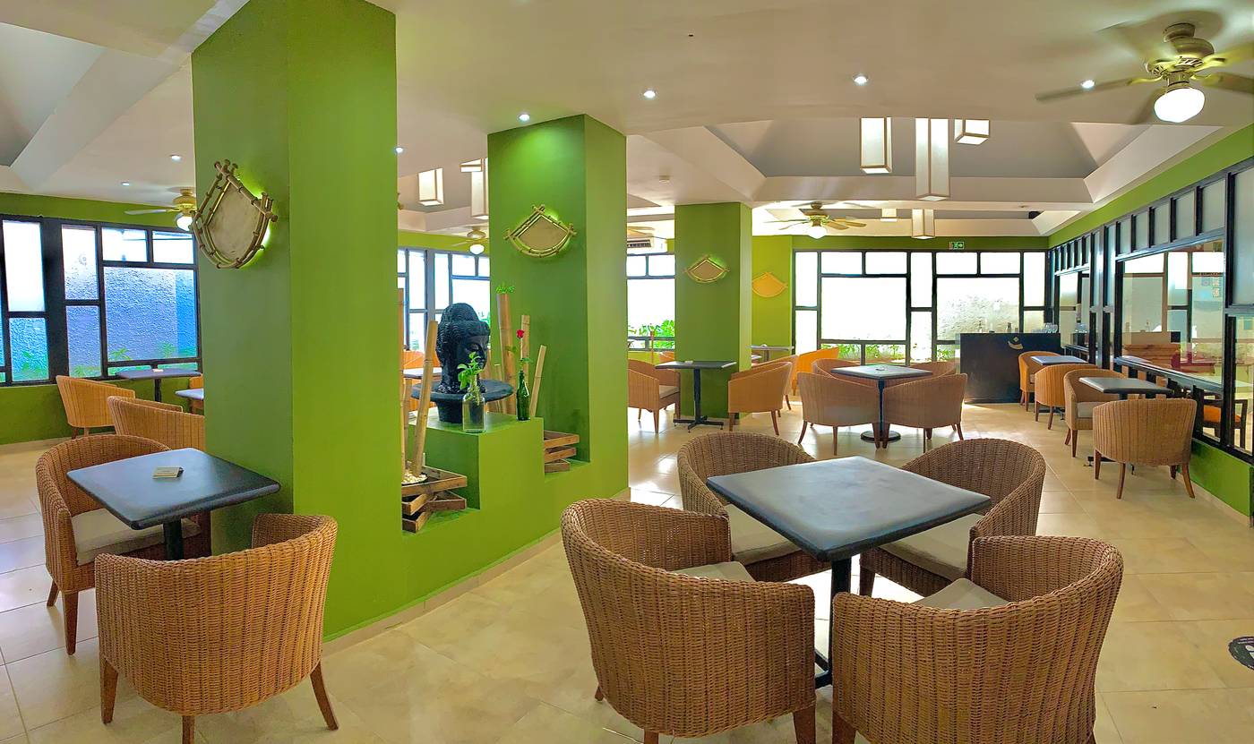 Golden-Parnassus-Resort--Adults-Only-All-Inclusive-Restaurant-36