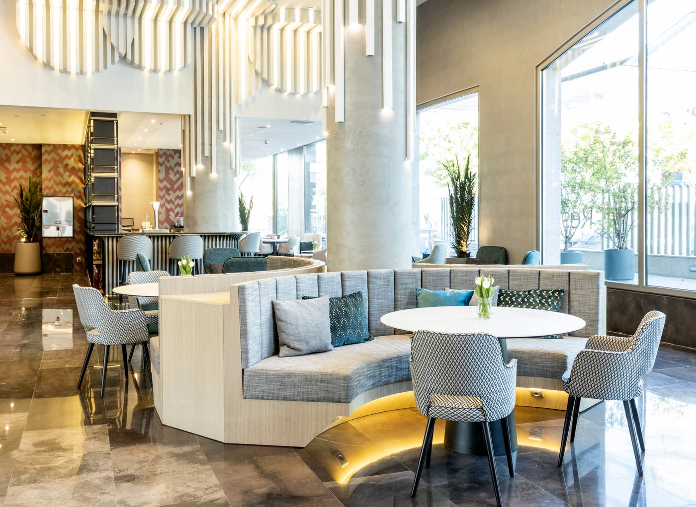 Ilunion-Alcala-Norte-Lobby-14