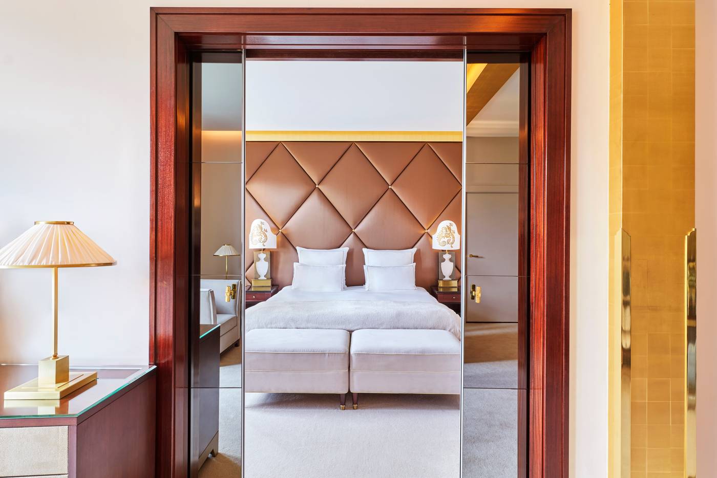 Hotel-Barriere-Le-Fouquets-Paris-Room-30