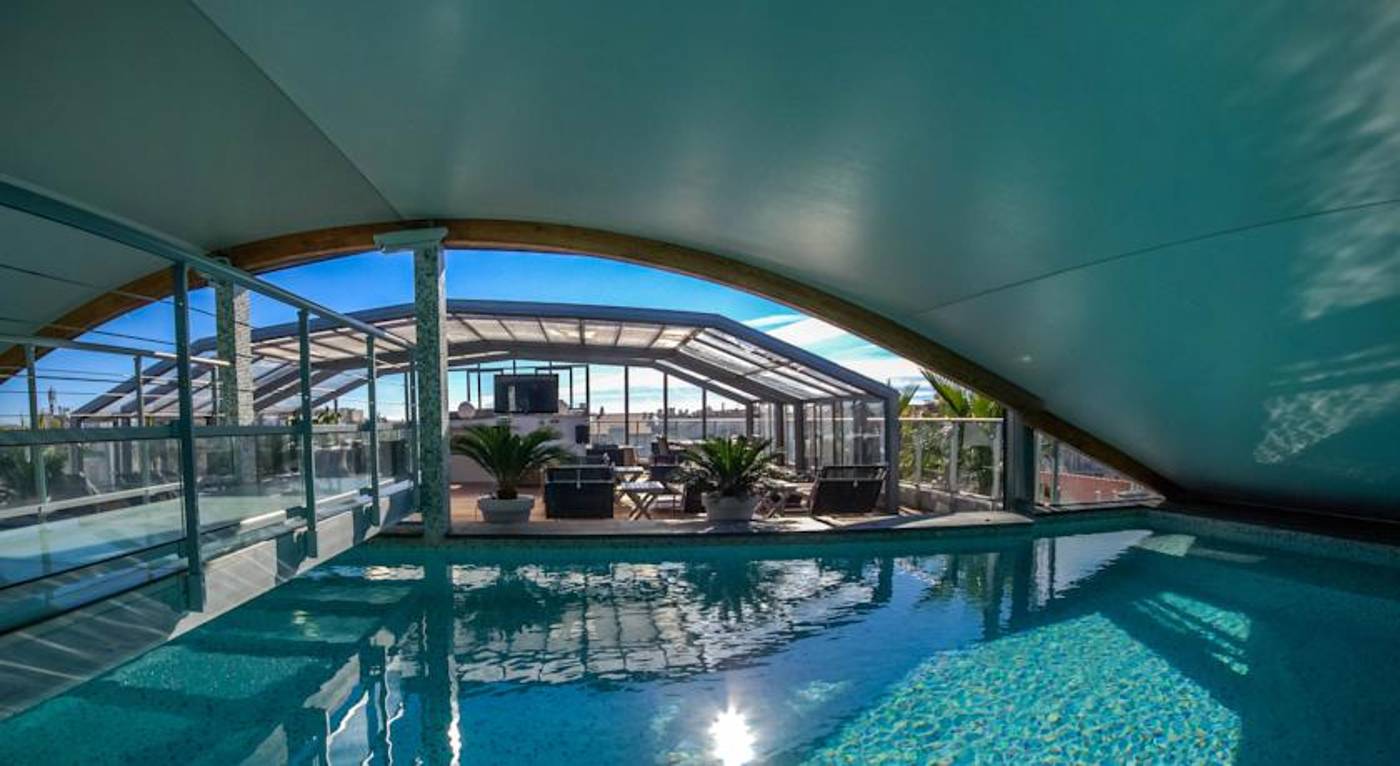 Goldstars Resort & Suites