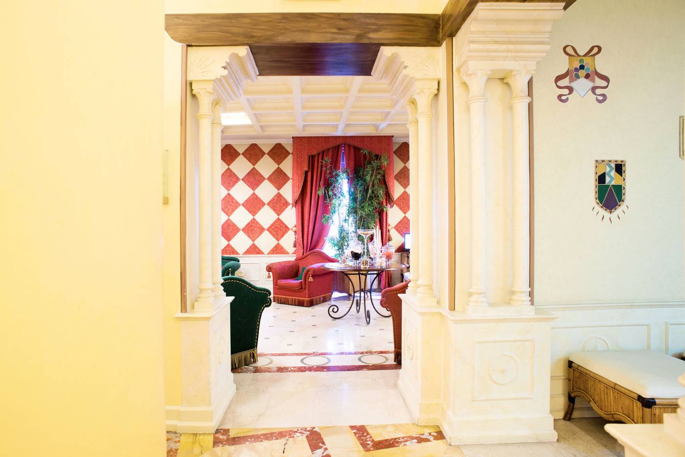 Hotel-Milano-Regency-Lobby-11