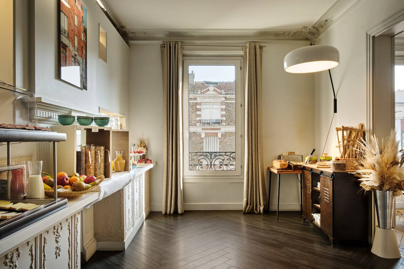 Hotel-Atrium-Restaurant-14