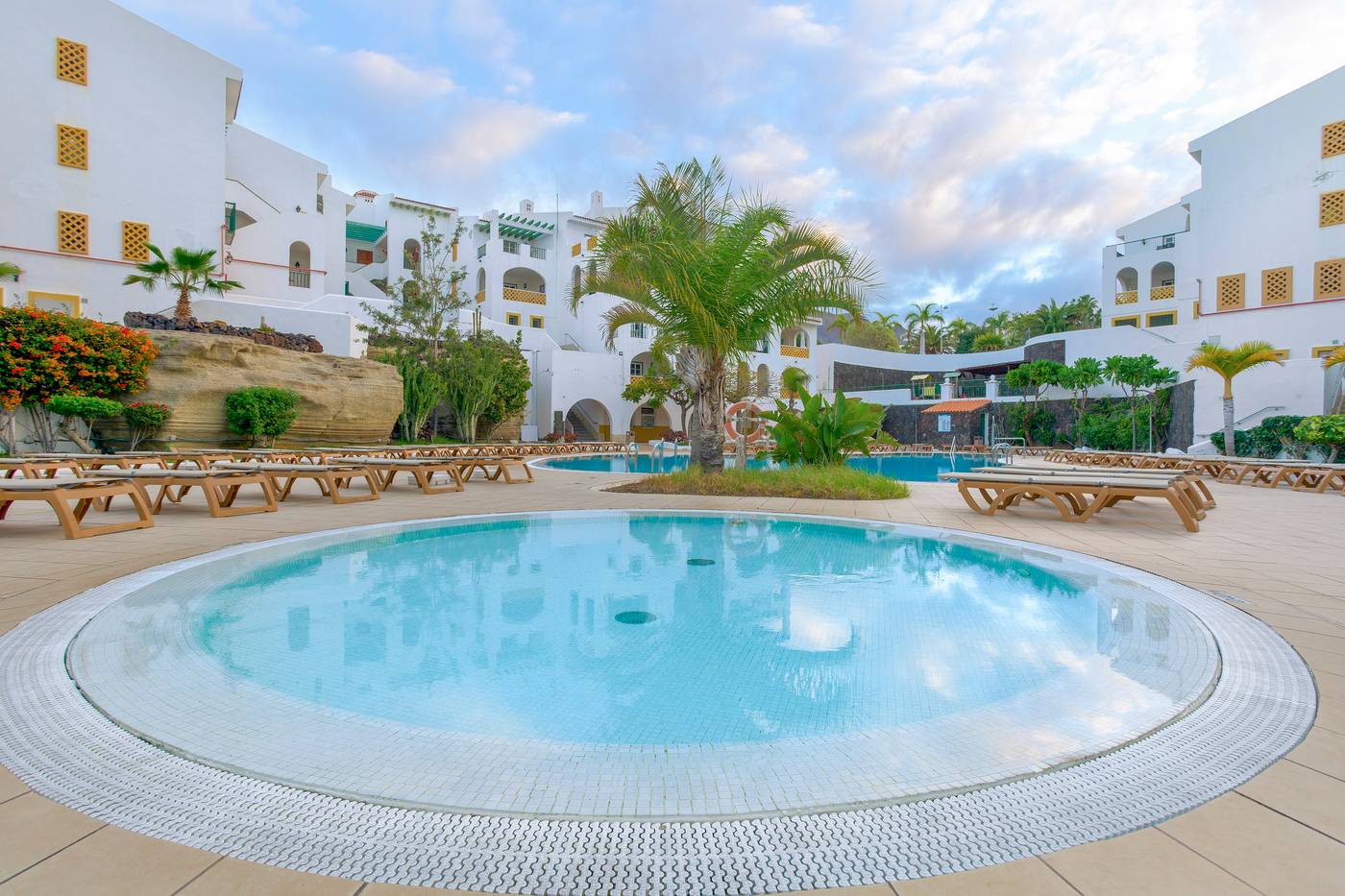 Sunset-Harbour-Club-Pool-4