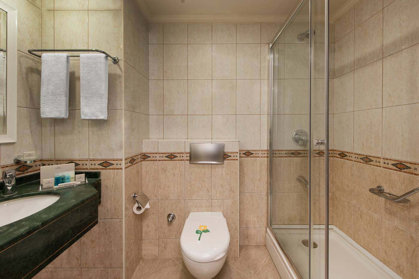 Elite-World-Comfy-Istanbul-Taksim-Hotel-Room-28