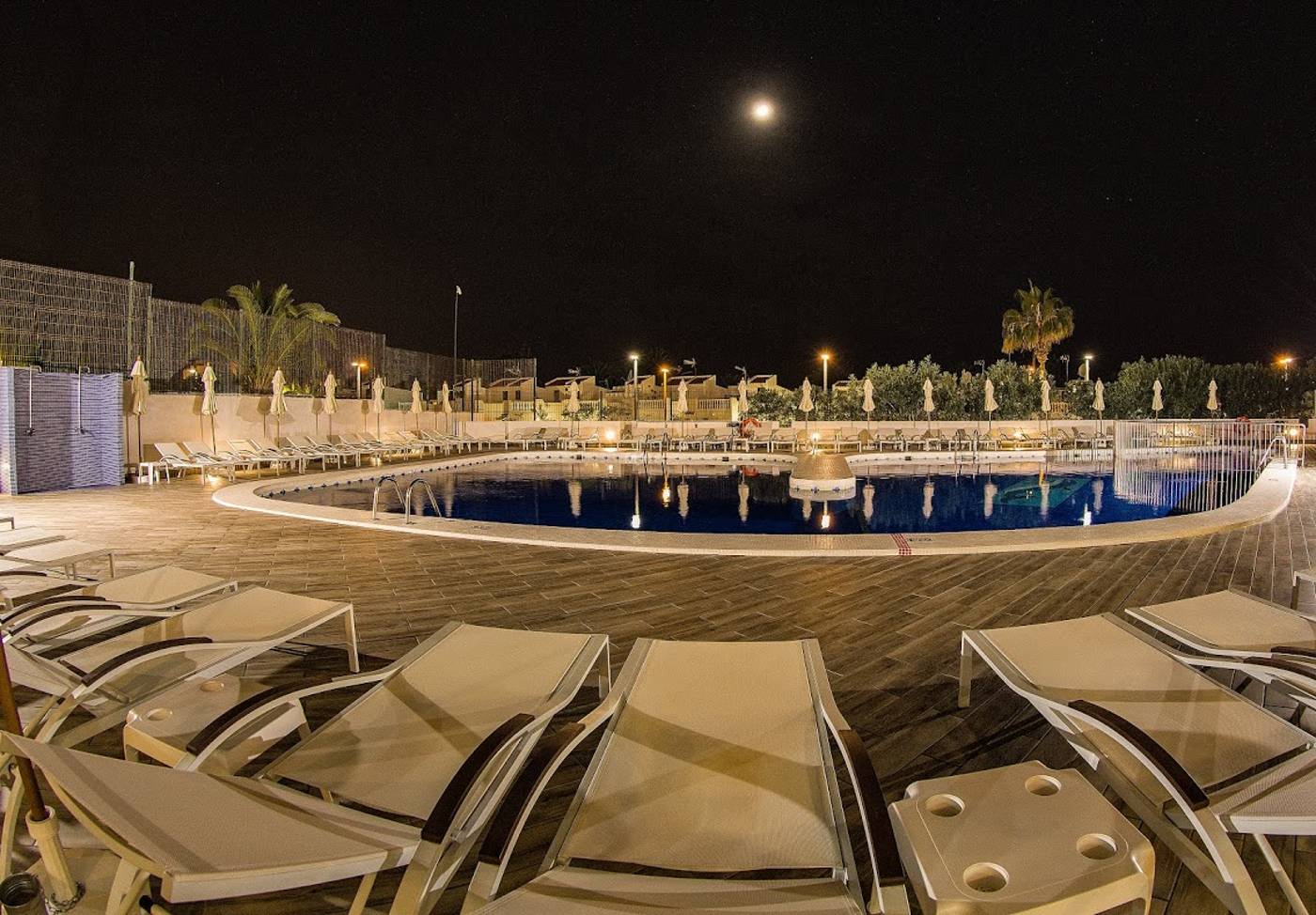 Coral Ocean View - Adults Only